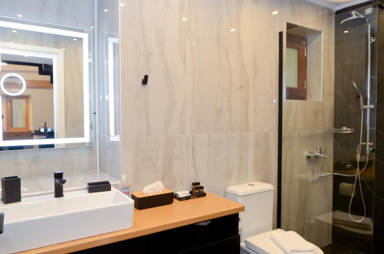 Roloi Suites 나프팍토스 외부 사진