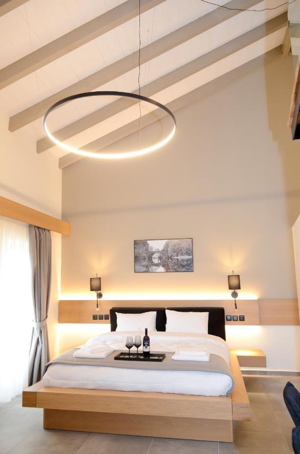 Roloi Suites 나프팍토스 외부 사진