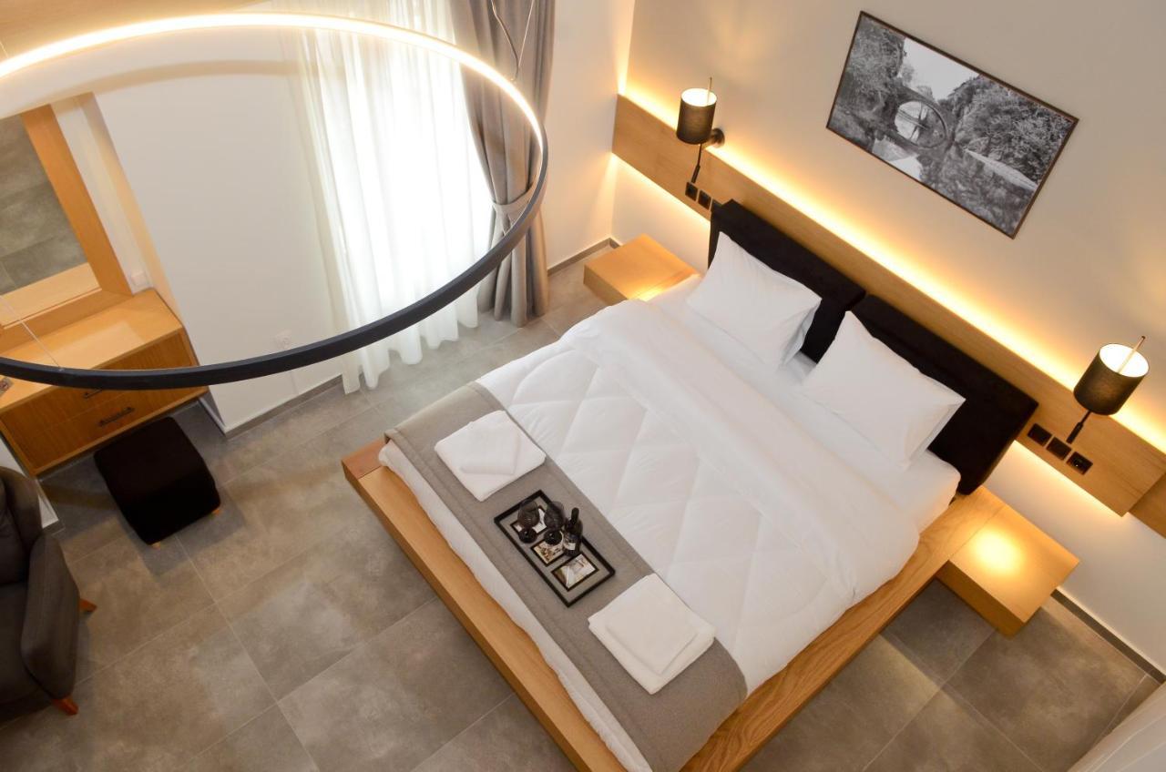 Roloi Suites 나프팍토스 외부 사진